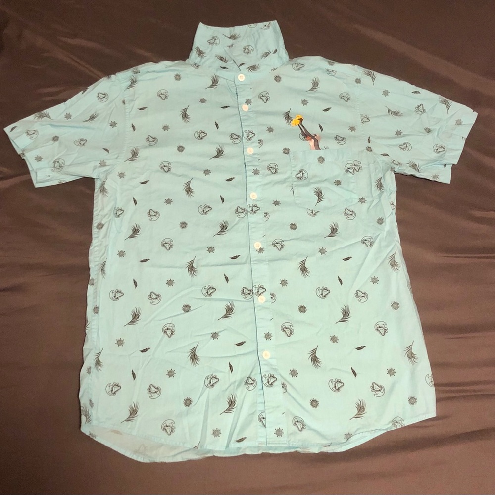Disney Lion King Large Men button-up short sleeve